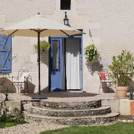 Le Petit Chabo Bed & Breakfast Saint-Maigrin