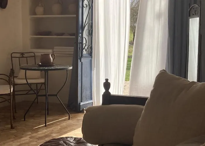 Le Petit Chabo Bed & Breakfast Saint-Maigrin